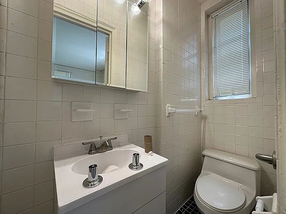 5th image of 83-15 118th St Unit 5E