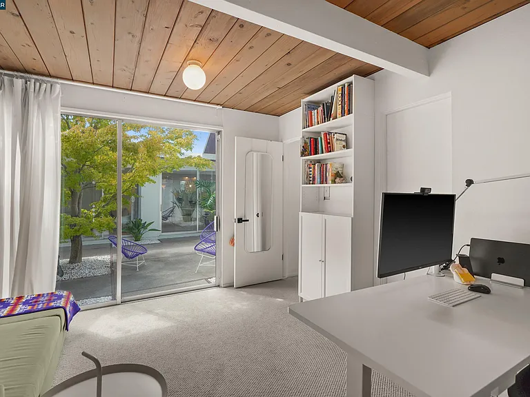 8021 Shay Dr — Photo 42