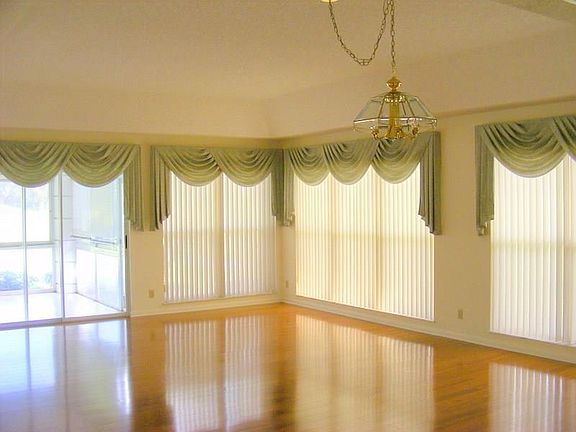 3rd image of 2395 SW Brookwood Ln #2395