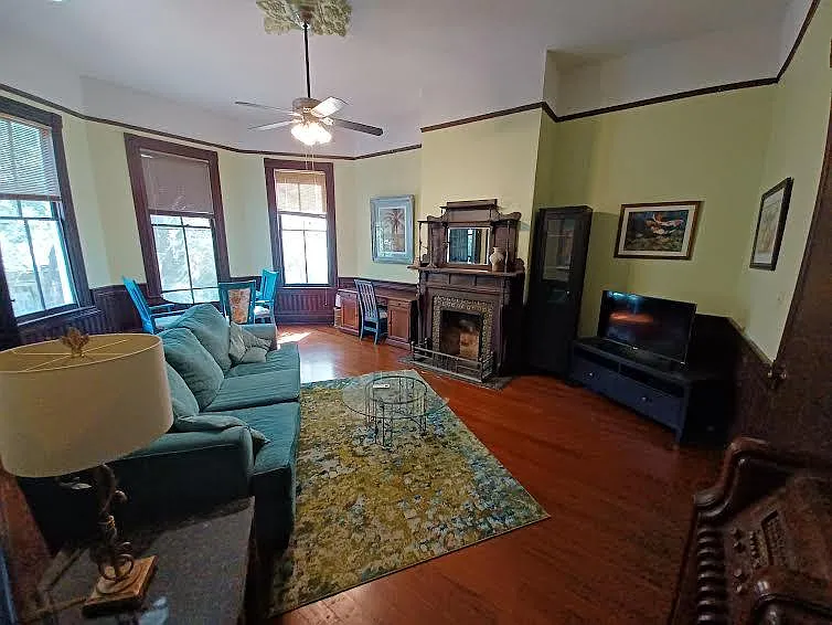 424 N Barcelona St #1 — Photo 4