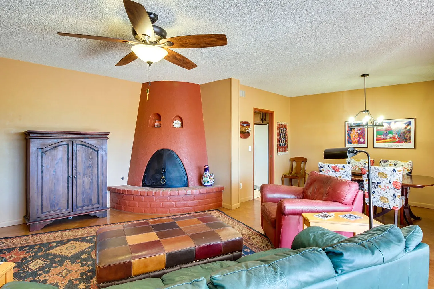 2 bed, 2.0 bath, 1765 sqft, $1,967 — Photo 2