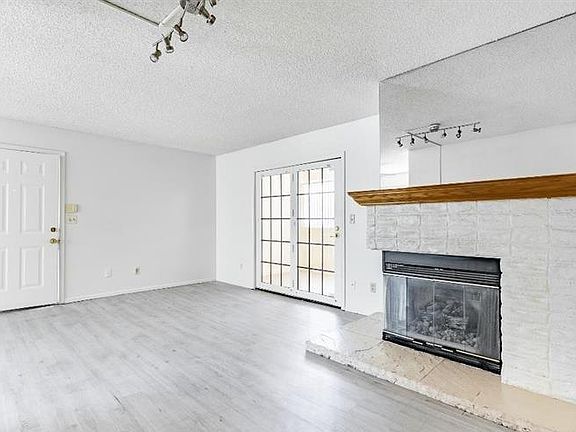2nd image of 101 Luna Way APT 217