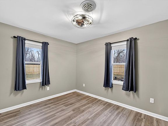 5th image of 31204 71st STREET