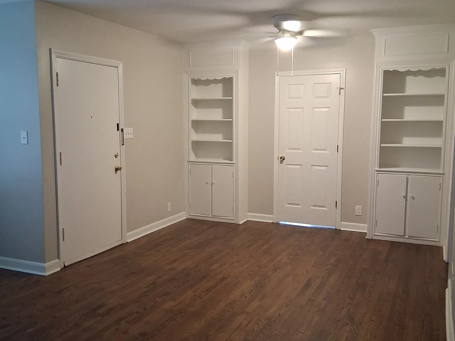3 bed, 1450 sqft, $1,800 — Photo 3