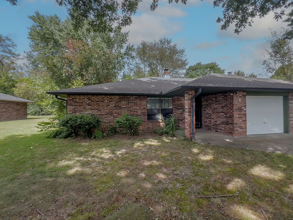 1st image of 3104 Westmoreland Ave #B