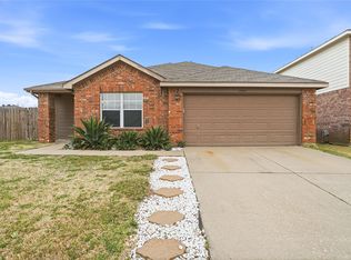 10809 Deer Trl, Fort Worth, TX 76140