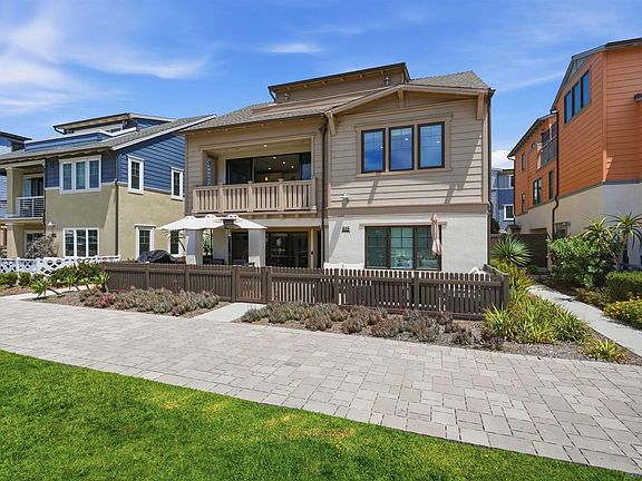 2nd image of 817 Jersey Ct