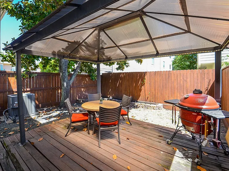 4916 Inker St — Photo 13