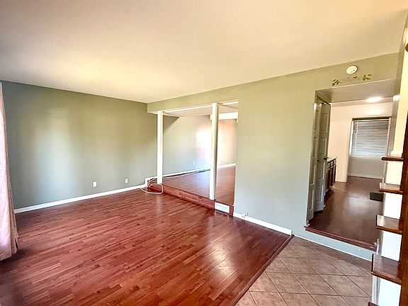 3rd image of 13 Pioneer Park Pl