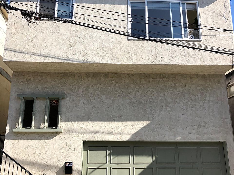 1st image of 324 34th Pl