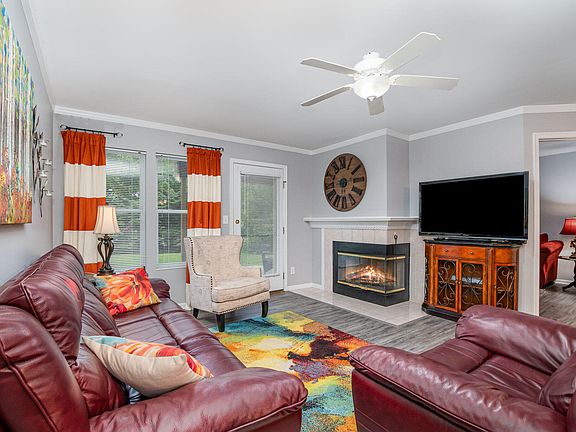 3rd image of 7405 Centrecrest Ln APT F