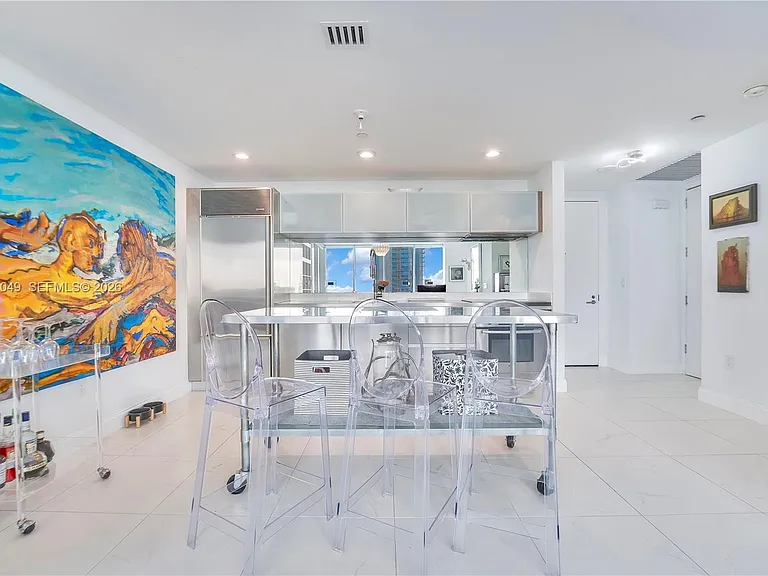 1040 Biscayne Blvd #3306 — Photo 7