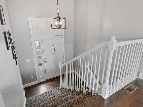2nd image of 22683 Washington Ave