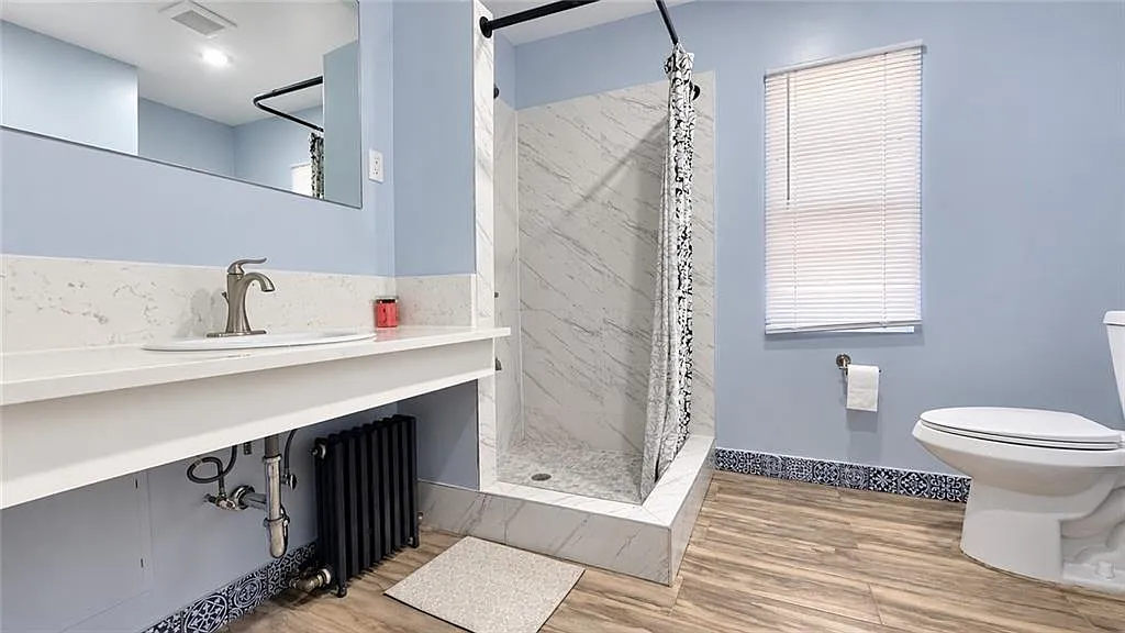 1 bed, 1.0 bath, 2964 sqft, $2,200 — Photo 3