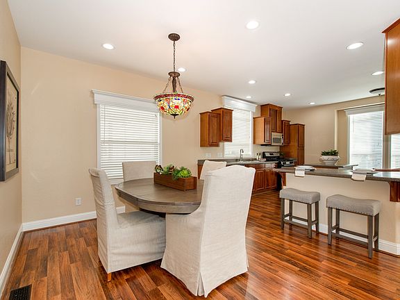 4th image of 1225 Vienna Dr Space 305