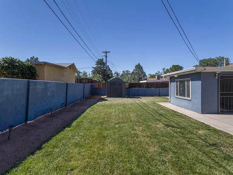 2812 San Pedro Dr NE — Photo 20