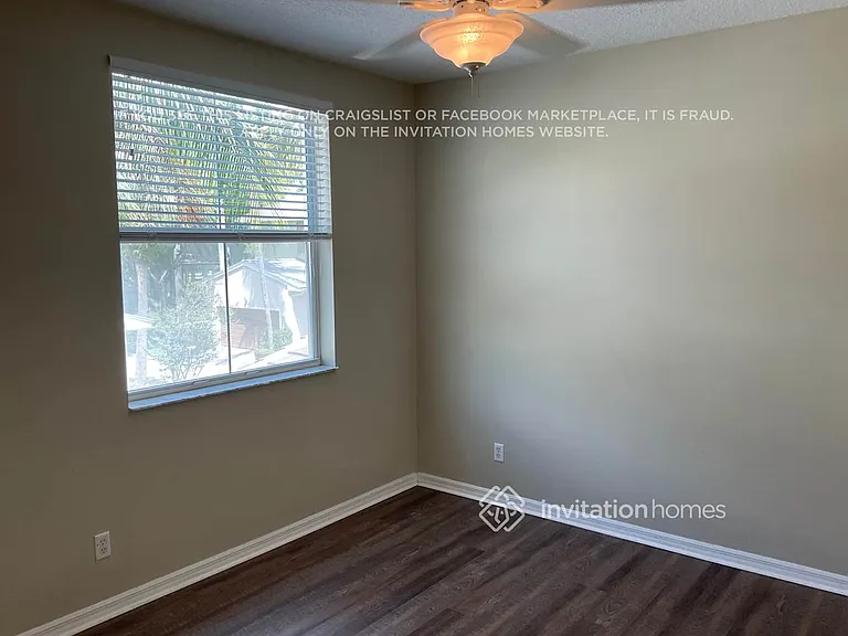 4304 Main St — Photo 11