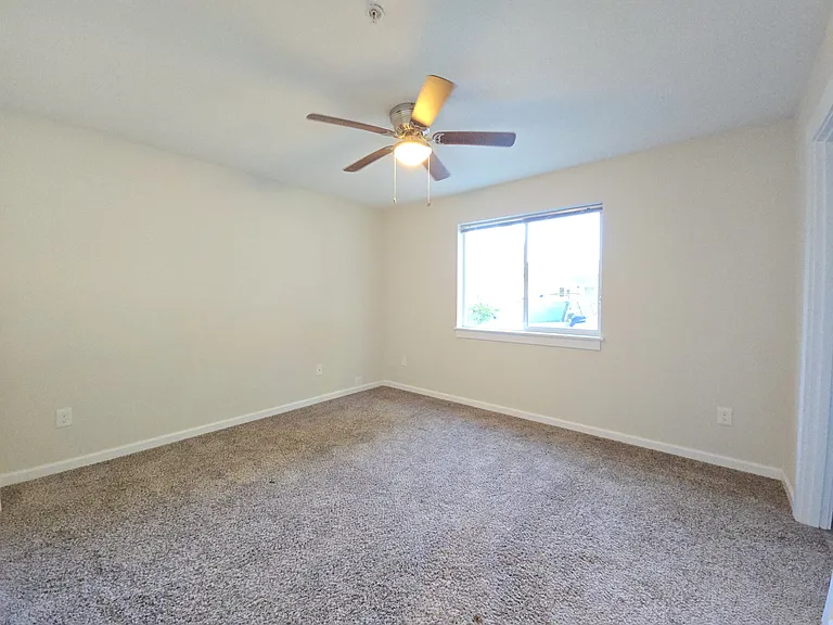 1912 Filbert St — Photo 21