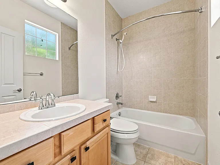 9217 Kornbrust Cir — Photo 24