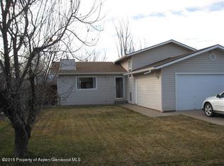 511 Fairway Ave, Rifle, CO 81650