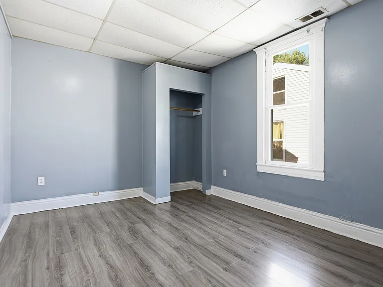 3420 W Jefferson St — Photo 23