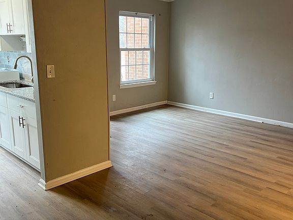 4th image of 5347 Tuttle Creek Ct