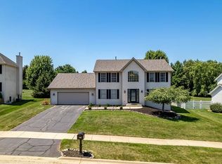 1142 University Pkwy, Rockton, IL 61072