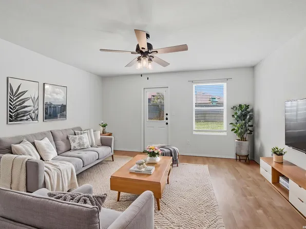 332 SALZ WAY, San Antonio, TX 78260