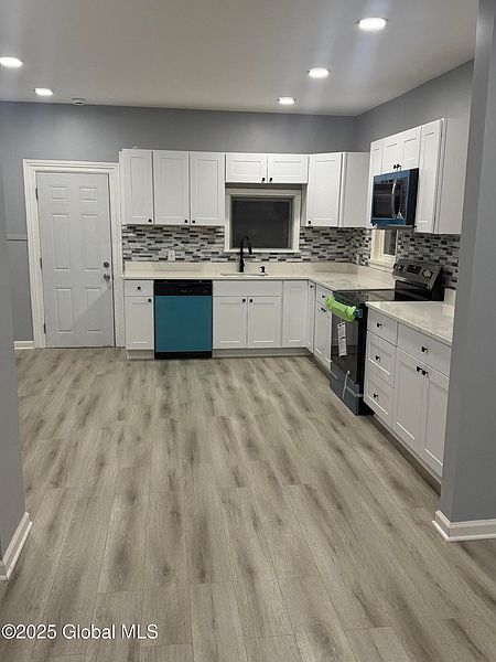 3rd image of 919 24 th Street