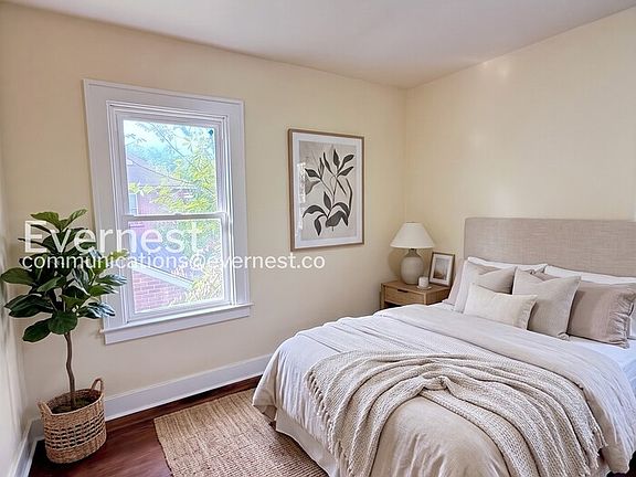 4th image of 15093 Petoskey Ave
