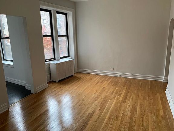 2nd image of 220 W 98th St APT 6N
