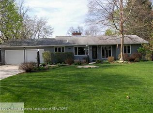 2022 Lagoon Dr, Okemos, MI 48864
