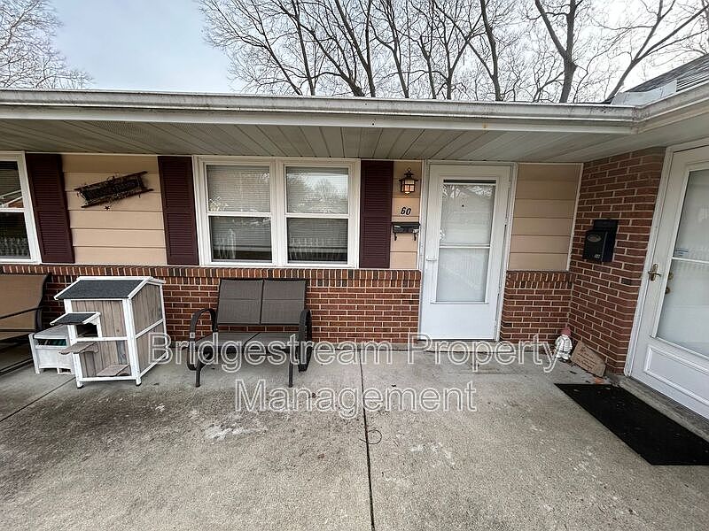 1st image of 60 Candlewood Ct