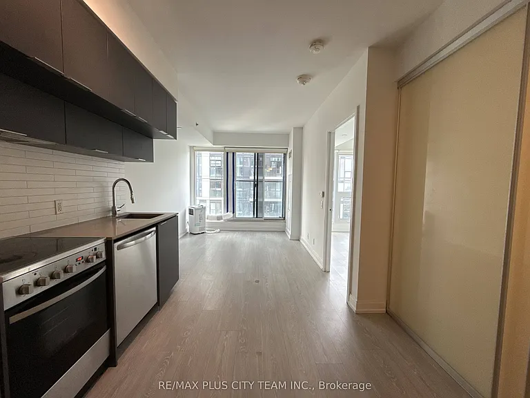 181 Dundas St E #1901 — Photo 4