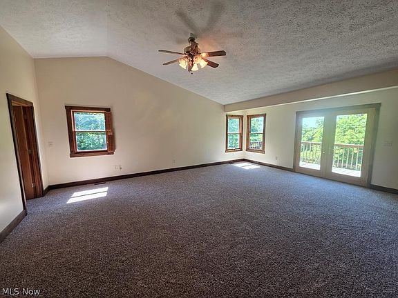 5th image of 277 Vickis Ln
