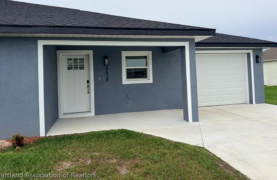 6828 San Benito Dr