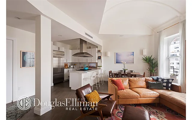 Rented by Douglas Elliman | media 39