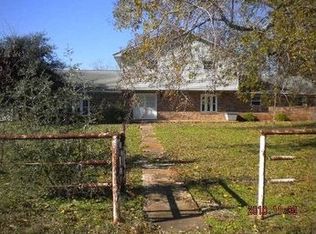 209 NW 4th St, Mount Enterprise, TX 75681