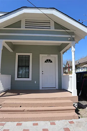 131 N Maplewood St #133 Photo 1