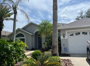 9444 Hunters Pond Dr, Tampa, FL 33647