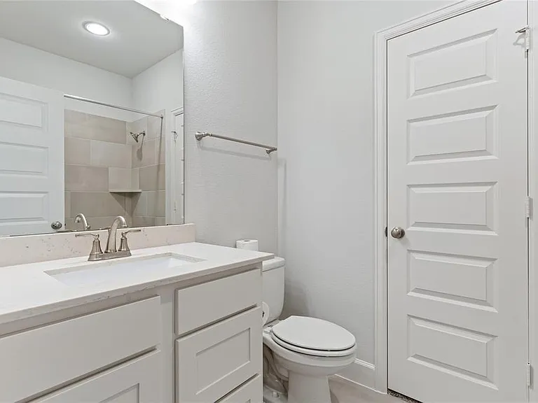 28926 Creekside Bend Dr — Photo 21