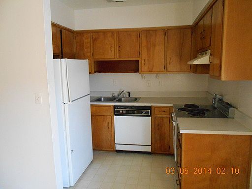 2nd image of 1011 Oakview Ave APT 3
