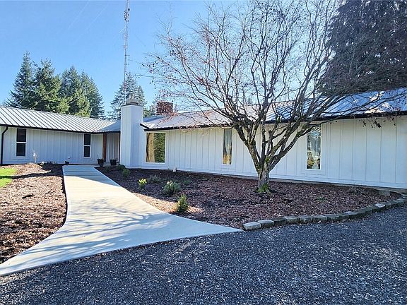 3rd image of 252 Country Ridge Lane