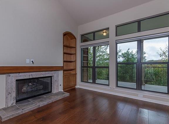 4th image of 300 San Gabriel Village Blvd APT 823