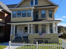3800 Main St, Stratford, CT