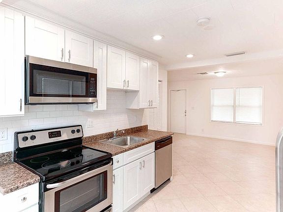 2nd image of 5406 Parker Ave