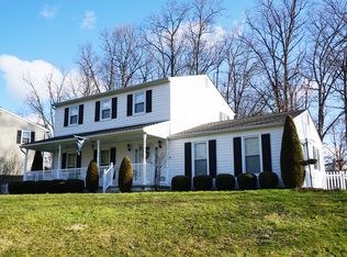 632 Rustic Dr, Perkasie, PA 18944