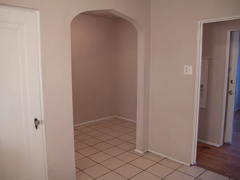 3440 Delor St — Photo 9