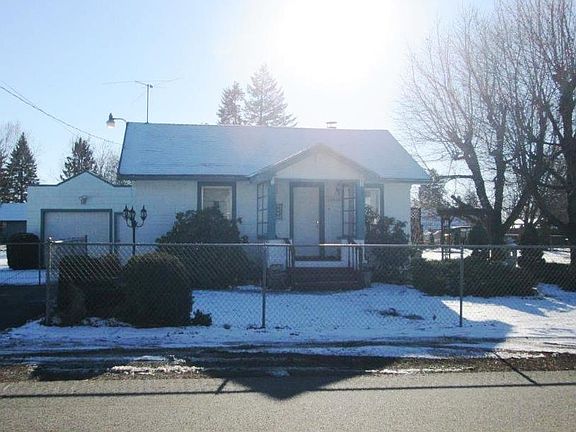 2nd image of 18404 E Maxwell Ave