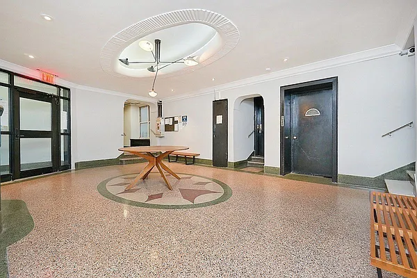 Rented by Keller Williams NYC | media 8